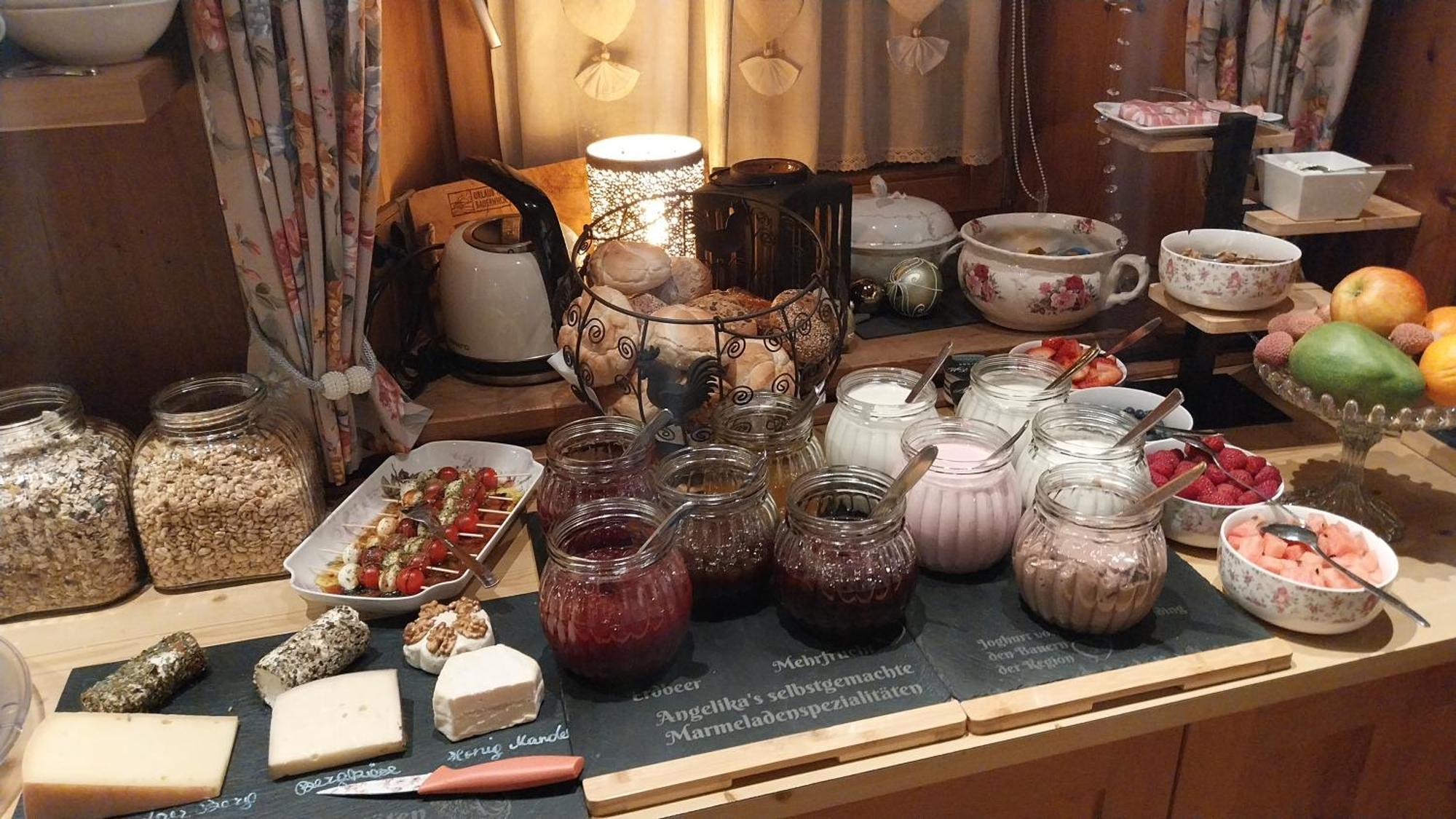 Thalerhof Hotel Roppen Ngoại thất bức ảnh